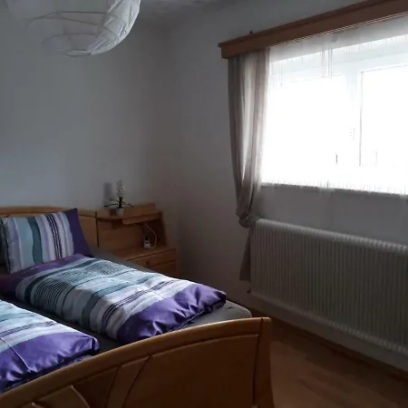 Ferienwohnung Leni *