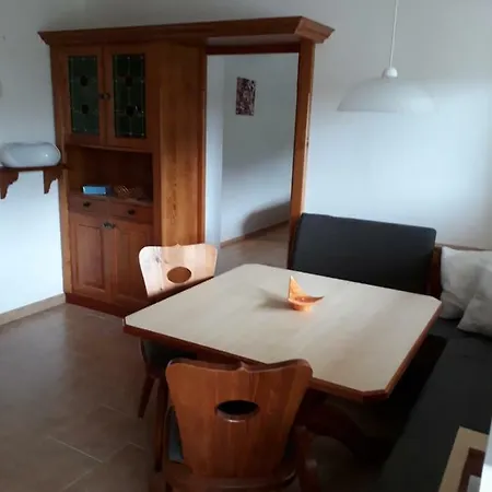 Apartment Ferienwohnung Leni